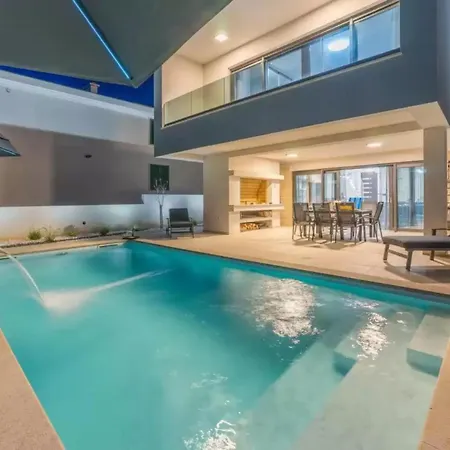 Seaview 032 With Pool *